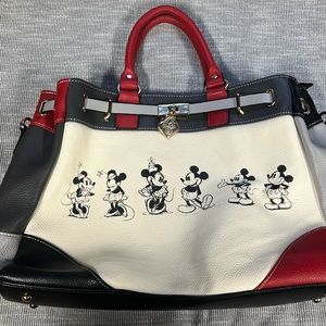 Bradford Exchange Disney Mickie and Minnie Love Story purse. New unused.…